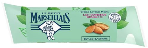 Le Petit Marseillais | Recharge Crème Lavante Mains Lait d'Amande Douce Bio (berlingot de 250 ml) – Savon liquide avec 92 % d'ingrédients d'origine naturelle – Emballage avec -80% de plastique*