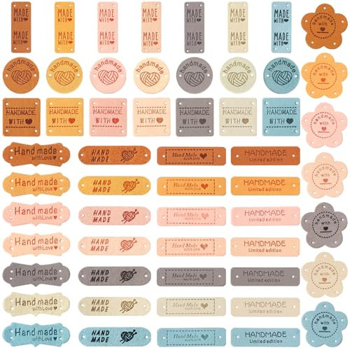 56 Stück Handmade Label Zum Annähen, 8 Stile Handmade Label PU Handgefertigte Stricken Zubehör Labels Zum Annähen für Jeans DIY Handarbeiten Nähen Häkeln Stricken Hüte
