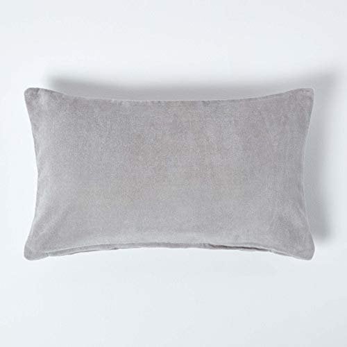 HOMESCAPES Light Grey Velvet Cushion Cover Super Soft Cotton Velvet Luxury Scatter Cushion Rectangle Plain Silver Accent Throw Pillow for Sofa and Bed Decoration with Hidden Zipper, 30 x 50 cm