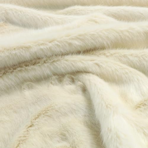 TOLKO 50cm Eisbär Kunstfell | kuscheliges Teddy Fellimitat 2,5cm Florhöhe | Plüschstoff für Decke Jacke Kissen Webpelz Fellstoff Kunstfellstoff Kunstpelz Stoffe zum Nähen Basteln (Creme Weiß)