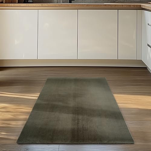 Carpettex Kurzflor Teppich Läufer Flur 80 x 150 cm Grün - Teppich Waschbar, Weich, rutschfest, modern einfarbig Design - für Wohnzimmer, Schlafzimmer, Küche, Esszimmer