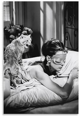 QZFNCOYU Audrey Hepburn Rauch, schwarz-weiß, Vintage-Kunstposter, Leinwand, Poster, Schlafzimmer, Dekoration, Landschaft, Büro, Raumdekoration, Geschenk, 30 x 45 cm