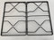 2 griglie per piano cottura a gas da 60 cm completa di gommini antigraffio CODICE 694092109
