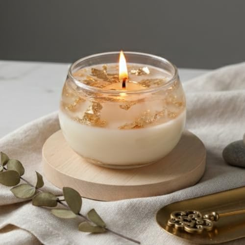 Handgemachte Sojawachs-Kerze im Glas – Duftfrei/geruchlos – Kerzengel-Optik mit goldfarbenen Applikationen – ca. 20 Std Brenndauer – Deko-Kerze für Bad, Wohnzimmer, Spa & Geschenkidee