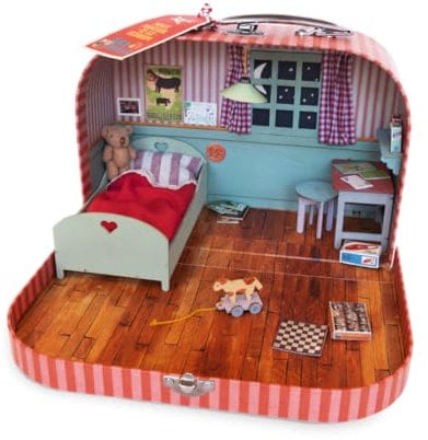 Sam & Julia - Mäusehaus to Go - Nimm den Koffer überall mit hin - Baue ihn selbst zusammen - Inhalt Koffer: Holzmöbel, Teddybär, handgemachte Bettwäsche, Sticker- und Stanzbögen