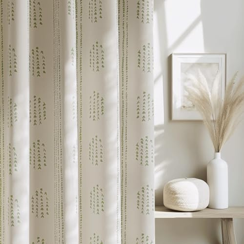 ugoutry 100% grüne Boho-Verdunkelungsvorhänge, 244 cm, rustikale Ösen, 2 Paneele
