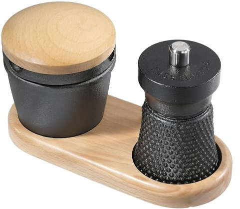Zassenhaus Gourmet-Set WORKER 3-teilig, Pfeffermühle aus Gusseisen, präzises Keramikmahlwerk, Gewürzreibe mit Vorratsfach, Mühlenuntersetzer aus Buchenholz, ideal für Küche & Tisch