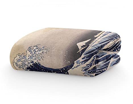 PICANOVA – Kuscheldecke 150x100cm – Katsushika Hokusai The Great Wave Off Kanagawa – Decke mit Bild – Premiumqualität Fleecedecke 510g/qm – Weich Und Gemütlich Fotodecke – Klassische Kunst