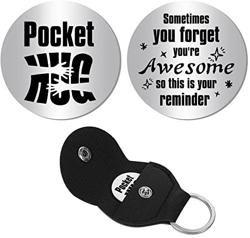 CREATCABIN Pocket Hug Token Long Distance Relationship Andenken Edelstahl Doppelseitig Inspirierendes Geschenk Mit PU-Leder-Schlüsselanhänger Für Freunde Sohn 3cm–Manchmal Vergisst Dass Großartig Bist
