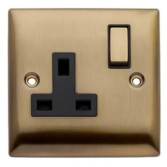 Britelite Single Plug Socket with Switch, Antique Brass, 13A | Type g UK wall outlet; 13 amp steel made electrical hardware for home décor; steel construction.