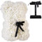 AZXU - Orsacchiotto composto da rose artificiali, per anniversari, regalo per mamma, confezione regalo trasparente inclusa - bianco