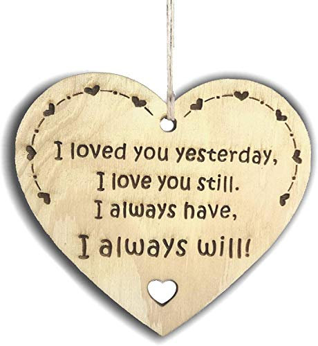 Love Heart Plaque Gift for Your Loved Ones Heart Wooden Hanging Sign Friendship Quote Gift for Him for Her I Love You Plaque Valentines Day FBA