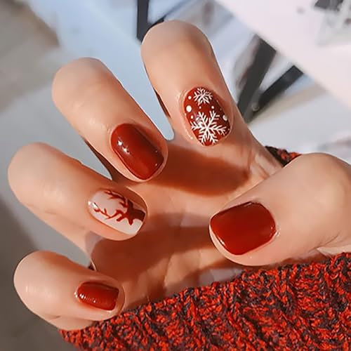 24Pcs Noël Rouge Faux Ongles à Coller Carré Court, Français Ongles à Presser Flocon de Neige Élan Ongles à Coller, Artificiels Acrylique Couverture Complète Faux Ongle pour Femmes et Filles