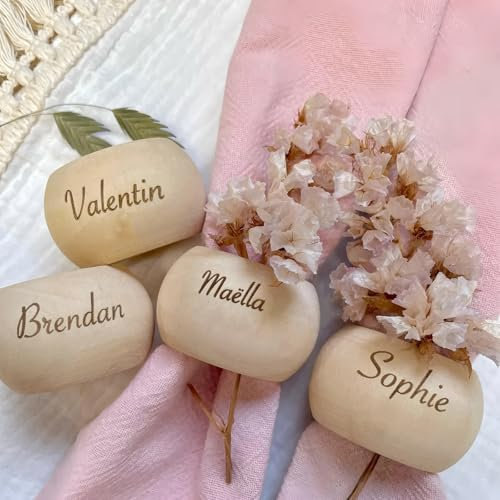 MEIEG 4pcs Runde Serviettenringe Mit Individuellem Namen, Personalisierter Serviettenring Aus Holz Mit Gravur, Tischdekoration for Hochzeiten, Partygeschenke
