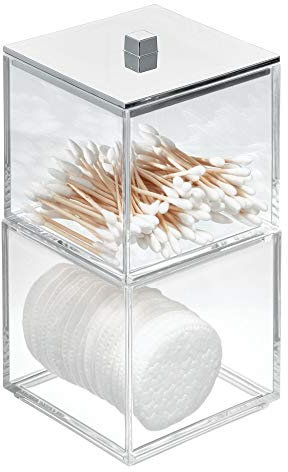 iDesign Clarity Portaoggetti Coperchio, Cotton fioc in plastica, Porta Trucchi per Il Bagno Adatto per dischetti struccanti e Ovatta, Trasparente e Argento, 10,2 cm x 10,2 cm x 19,7 cm