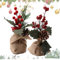 Elepl 2 Stück Mini Weihnachtsblume im Jute-Topf Kunstblume Tanne Künstliche Beere Künstlich Weihnachtsblumen Zweige und Tannenzapfen für Weihnachtsgesteck Deko Tischdeko Weihnachten
