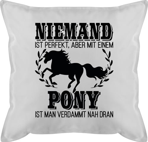 Kissen 50x50 - Pferde - Niemand ist perfekt, aber mit einem Pony ist man verdammt nah dran - 50 x 50 cm - Weiß - pferdekissen pferdeliebhaber kissen+mit+pferdemotiv sprüche pferd pferden reiten