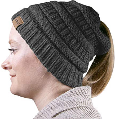 cosey - Strick Wintermütze – Pferdeschwanz-Mütze mit Zopfloch für Damen und Mädchen - Schwarz