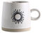 MoRfiL Tasse en Grès Vintage avec Motif Soleil Et Lune, Mug Standard de 380 ML, Rouge brun avec motifs jaune et bleu, Réutilisable, Durable et résistant aux températures élevées