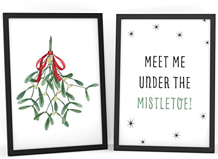 Papierschmiede® XMAS Poster 2er Set, A4 (21x30 cm) Deko mit Spruch zu Weihnachten, Wohnzimmer Wanddeko, Schlafzimmer, Küche Dekoration ohne Rahmen, Meet Me Under The Mistletoe
