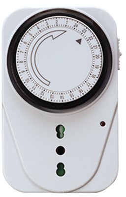 MKC | Timer Meccanico Giornaliero 24 Ore con Funzione On/Off e Indicatore LED, Max 3500W/ 220-240v