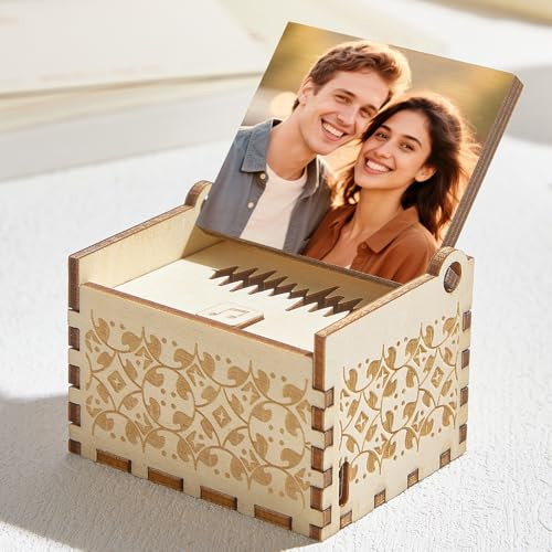 VEELU Personalisierte Music Box Personalisierte Hölzerne Spieluhr mit Foto und Lied Personalisiert Music Box klassisches Vintage Geschenk für Valentinstag Geburtstag Weihnachten und Urlaub