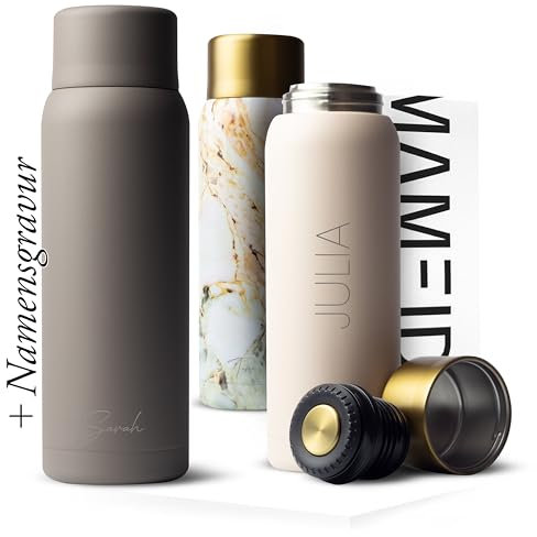 MAMEIDO Thermoskanne personalisiert 1l mit Becher - auslaufsichere Isolierkanne mit Namen, personalisertes Geschenk mit individueller Namensgravur (Taupe Grey, 1.000ml)