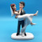 Deko-Figur Tortenfigur Brautpaar Hochzeitspaar Bräutigam trägt Braut Hochzeit