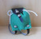 Unbekannt Mini Rucksack versch. Farben Puppenhaus Dekoration Miniaturen 1:12 (Gruen)
