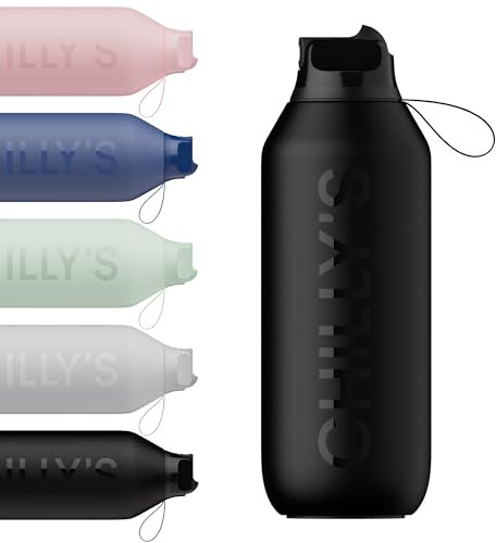 Chilly's Series 2 Flip Water Bottle with Sports Flip Lid, Telescopic Straw and Nylon Carry Loop - Easy Flip Lid, Straw Cleaning Brush Included - 500ml - Abyss Black