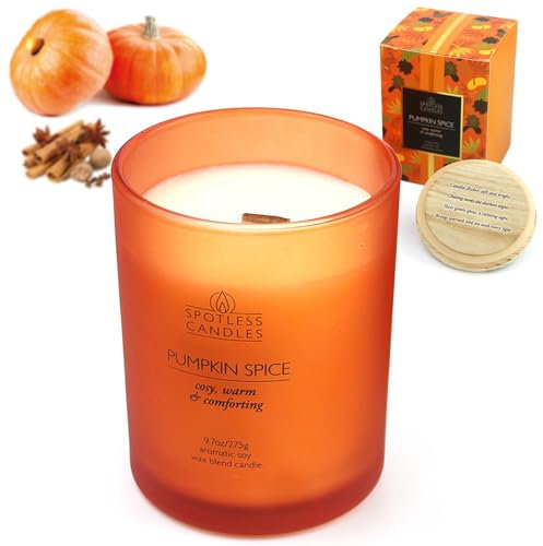 Bougie à la citrouille et aux épices – 9.7 oz /275g – Bougie à la citrouille dans un pot en verre dépoli orange avec couvercle en bois et mèche en bois crépitante dans un coffret cadeau de luxe