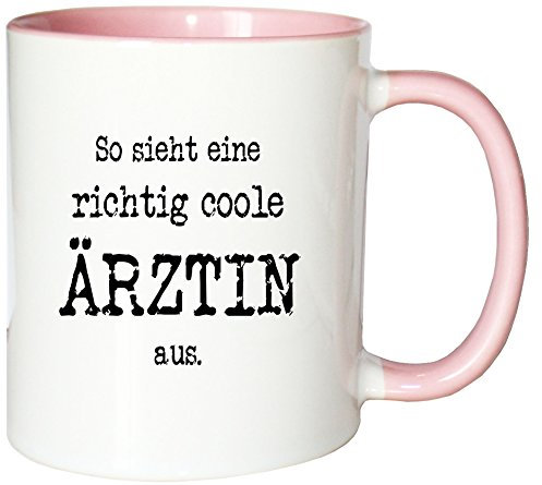 Mister Merchandise Kaffeetasse So Sieht eine richtig Coole Ärztin aus. Teetasse Becher, Farbe: Weiß-Rosa