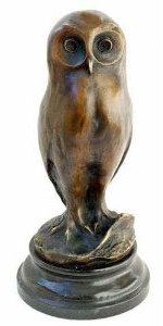 Kunst & Ambiente - Schlaue Eule auf Marmor - signiert Milo - Eule Deko - Uhu - Dekorative Skulptur - Statuen online kaufen - Wohndeko Design Edel - Innenbereich