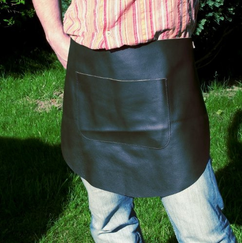 Förster-Fellnest Echt Leder Zapferschürze - Schankschürze - Schurzfell - Kellnerschürze - Bistroschürze mit Tasche - Vorbinder