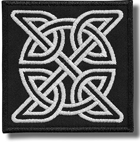 Celtic knot - embroidered patch, 8 X 8 cm.