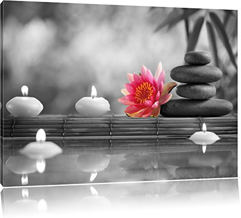 Pixxprint Seerose neben Zen Steinen und Kerzen B&W, Größe: 60x40cm, Leinwandbild, fertig gespannt, Wandbild, Dekoration, Kunstdruck, kein Poster