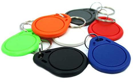 NFC Tag Anhänger, 40x32mm, NXP NFC Chip, 180 Byte, 7 Farben, optimal für Geräte-/ Profilsteuerung (WLAN, Bluetooth, Apps), kompatibel mit Allen NFC Smartphones und Tablets, 7 Stück