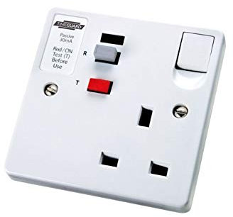 Timeguard TFP02WL RCD Single Latching Socket - White