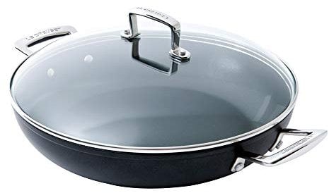 LE CREUSET Toughened Non-Stick Shallow Casserole Pot with Glass Lid, Diameter 28 cm, Black, 962007280