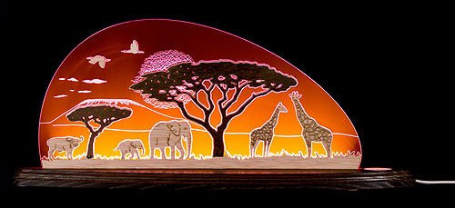 weigla - Schwibbogen original Erzgebirge I Motiv Safari I Dekoleuchte I LED-Lichterbogen I Größe 47 x 20 x 8,2 cm I Inklusive Beleuchtung I Deko innen I aus Holz & Acryl