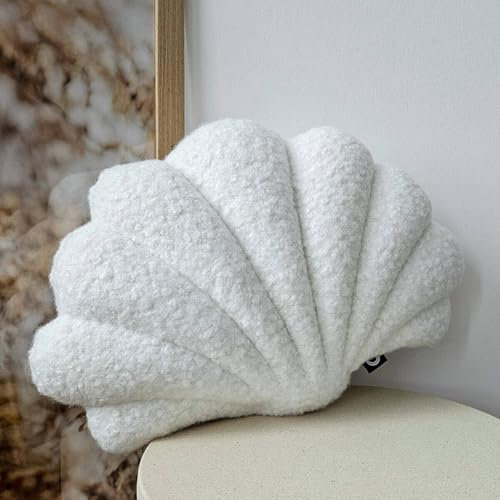 Decordruk Muschel Dekokissen – Weiches Bouclé Plüschkissen für Kinderzimmer & Wohnzimmer – Kuscheliges Sofakissen – Waschbar – Geschenkidee – Weiß – 35x50 cm