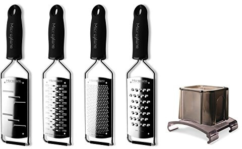 Microplane Reiben Gourmet Serie 45000 - Reiben Set 5 tlg. mittel-fein-extra grob-Raspel + Fingerschutz - Soft Touch Griff schwarz - 45000+set5