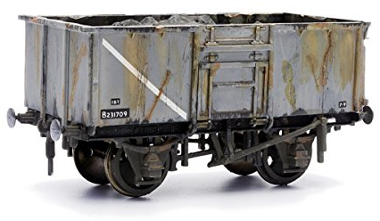Dapol Model Railway 16 Ton Mineral Wagon Plastic Kit - OO Scale 1/76