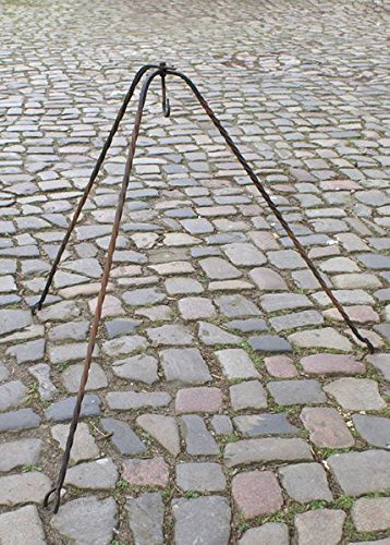 Dreibein aus Stahl, handgeschmiedet