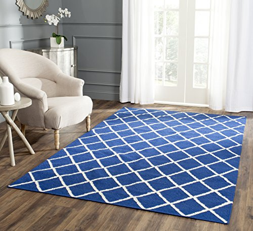 SAFAVIEH Dhurries Collection Area Rug - 5' x 8', Dark Blue, Handmade Flat Weave Wool, Ideal for High Traffic Areas in Living Room, Bedroom (DHU565A)
