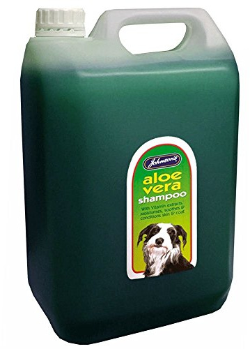 Johnsons Aloe Vera Shampoo 5 Litre, White