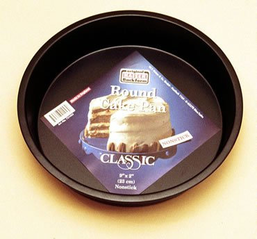 Kaiser Bakeware Klassische runde Kuchenform, 22,9 cm