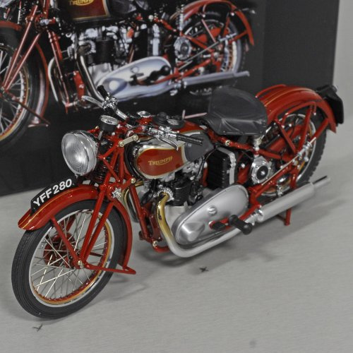 Minichamps 122133700 - Triumph Speed Twin Red 1939 - maßstab 1/12 - Sammlerstück Miniatur