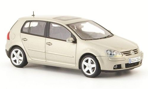 VW Golf V, met.-beige, 5-türig, 2003, Modellauto, Fertigmodell, Auto Art 1:43