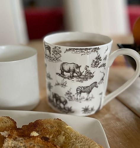 Dreamairshop Safari Animal Print Gift 1 Pint Fine Bone China Mug (Black and White)
